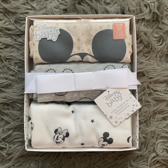 Disney Other - Disney Baby Onesie Bodysuit Gift Set